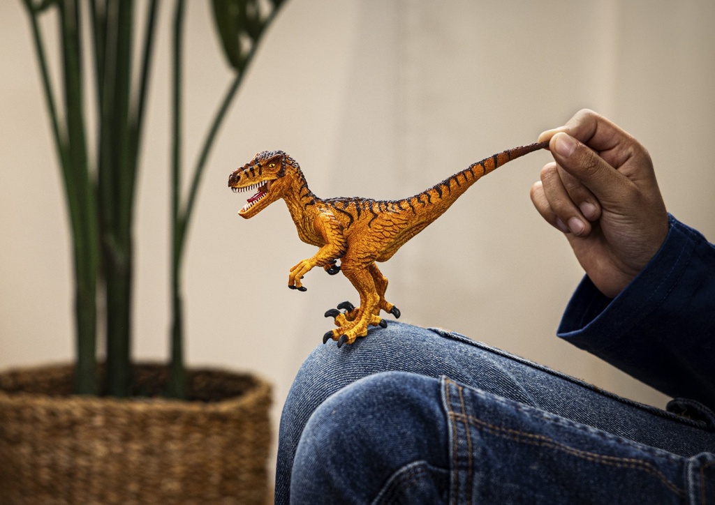 15045_Dinosaurs_Velociraptor_cropped_quer_rgb