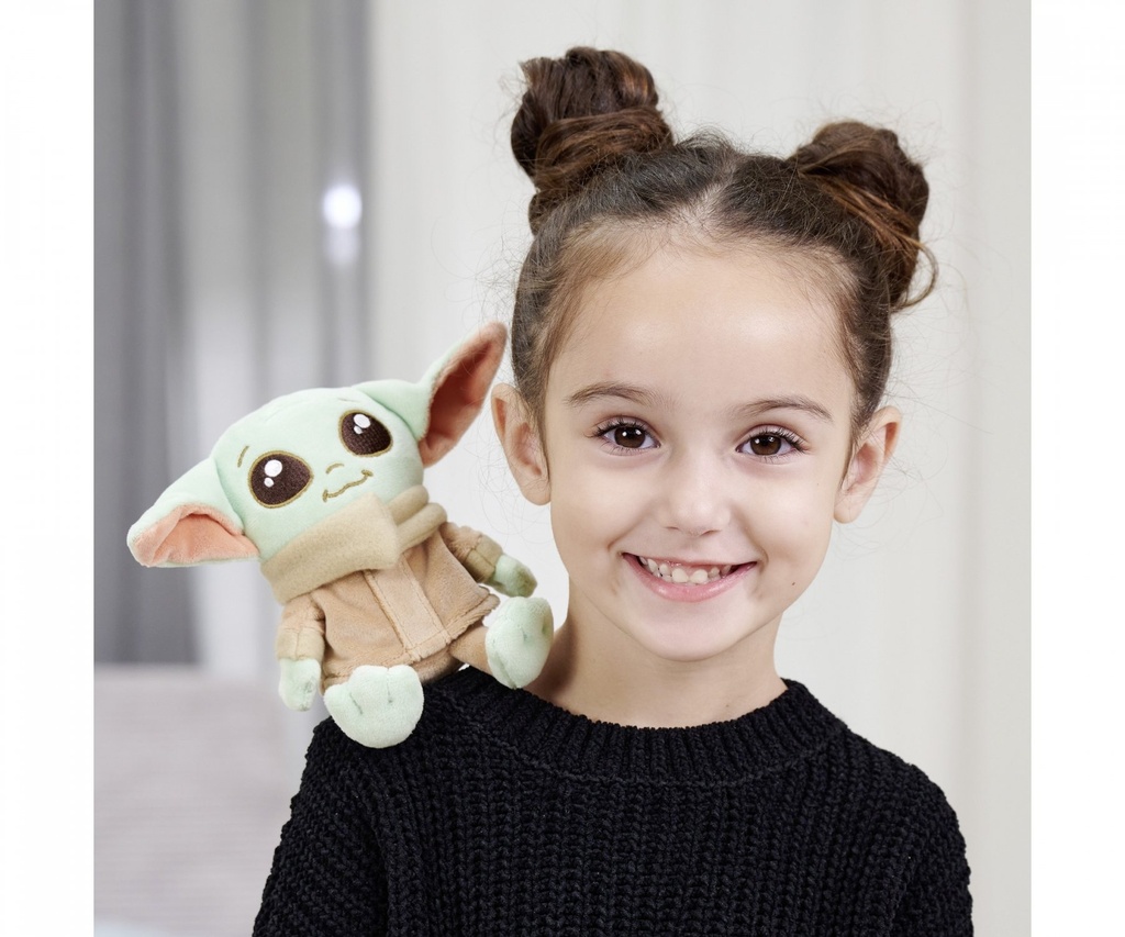 disney-grogu-schulterpluesch-6315870462-de_04