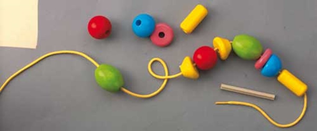 Fädelspiel Bambini Perlen