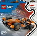F1® Rennfahrer mit McLaren Rennauto